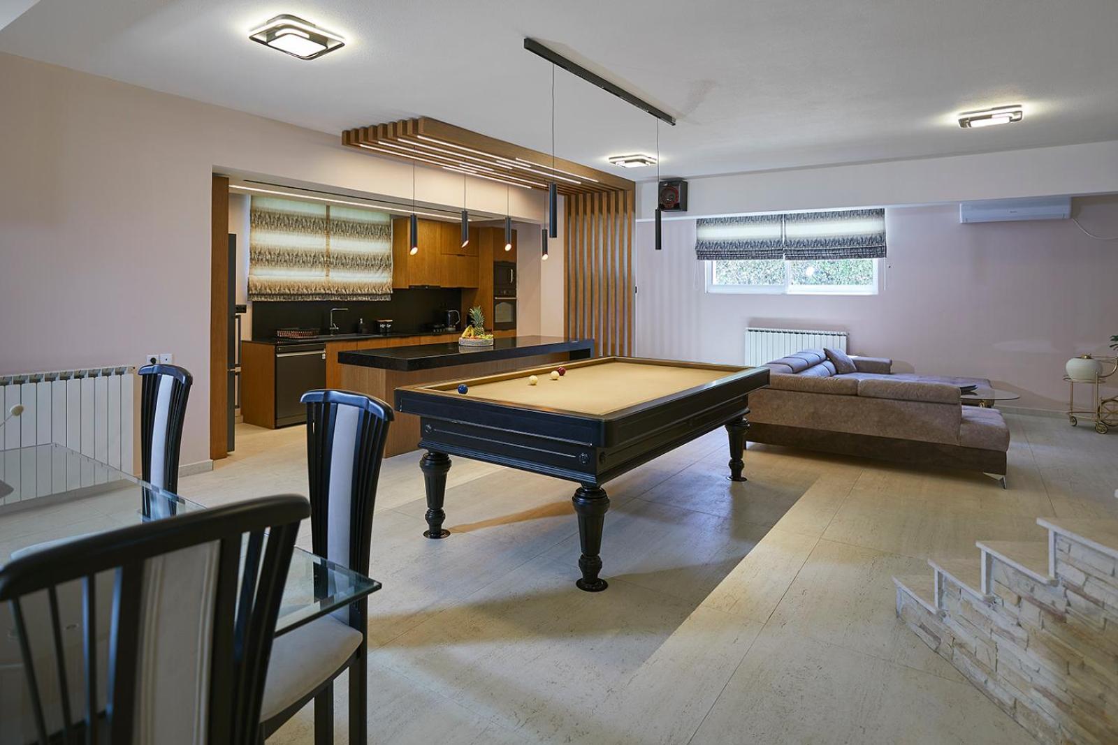 Villa Mairi - 2 Private Pools & Game Room Near Athens Salamís Dış mekan fotoğraf